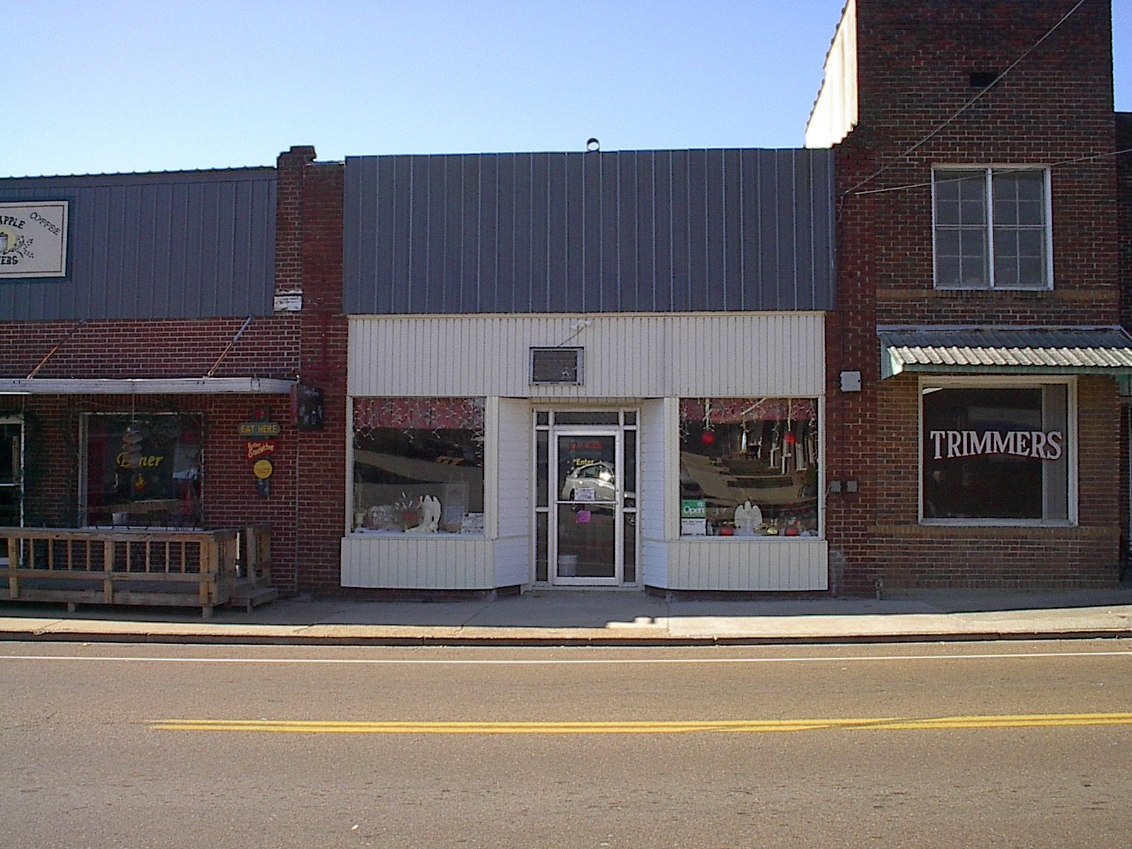 MIDDLETON FLOWER SHOP